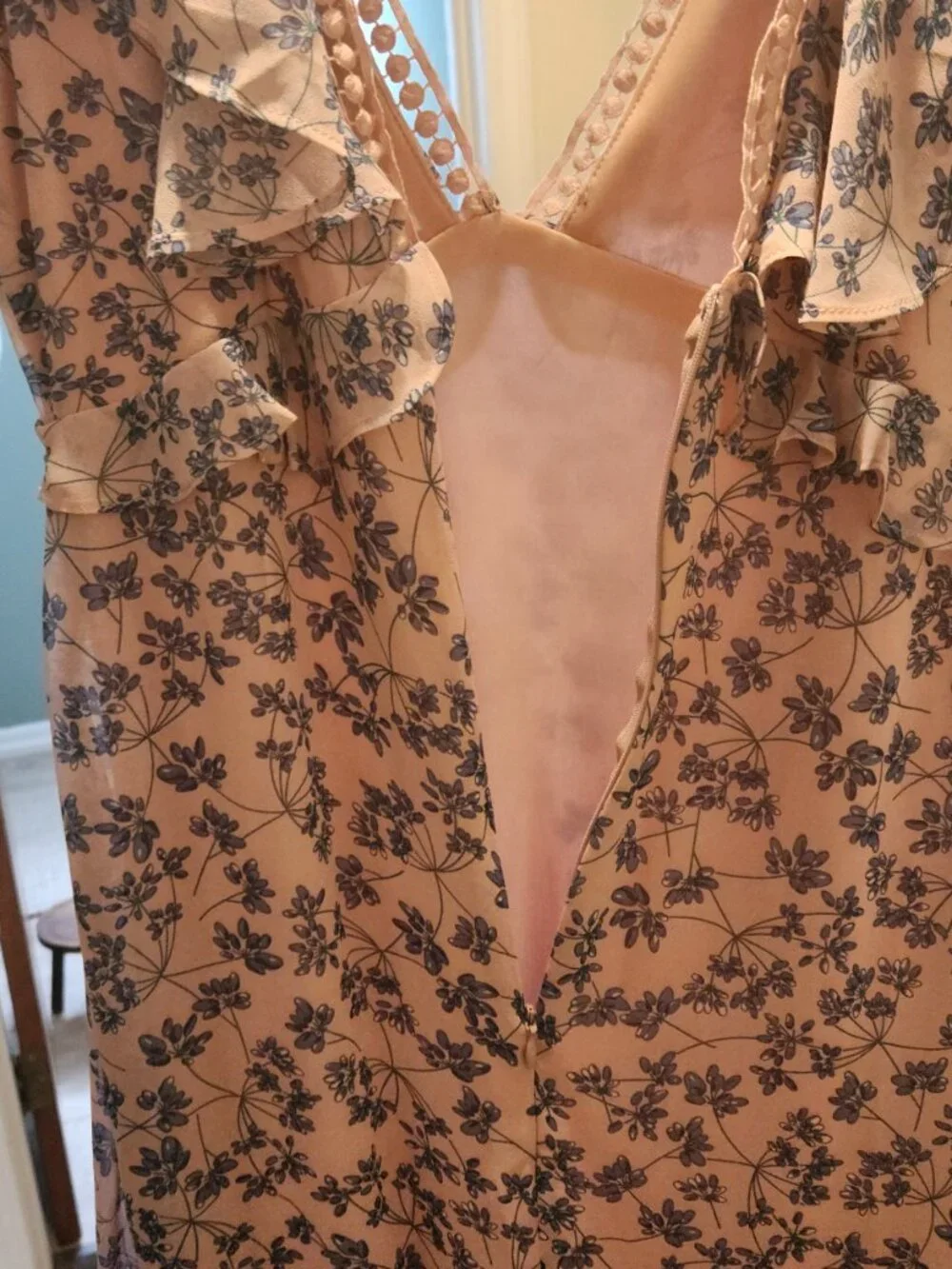 Lulu's Floral V-Neck Maxi Dress